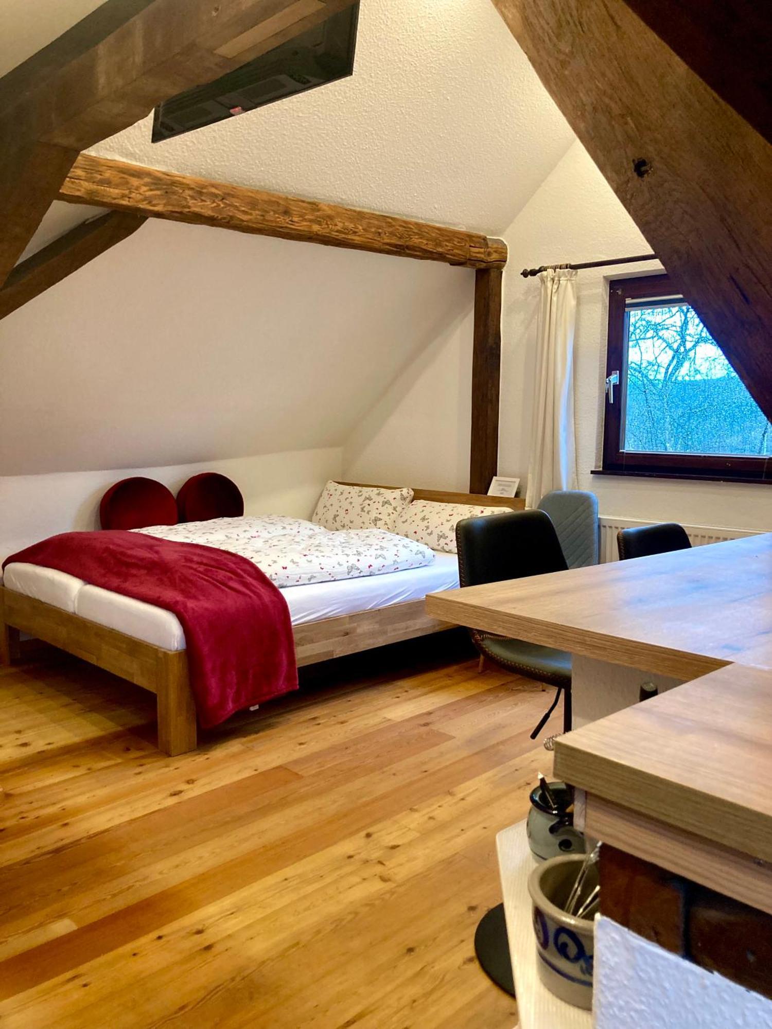 Turmstube Apartment Maring-Noviand Bagian luar foto